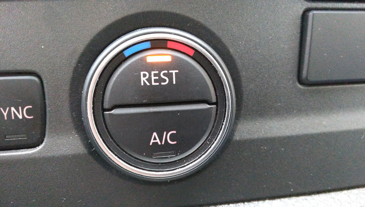 What Is the REST Button in Your Car — and Why Most Drivers Never Use It ...