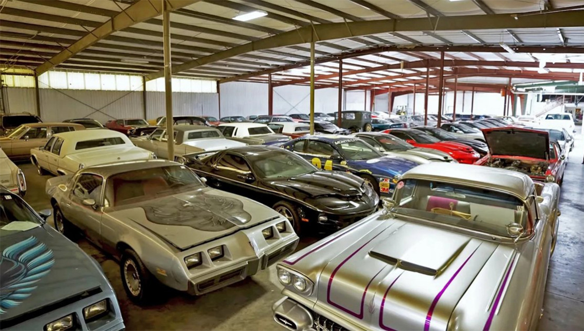 Over 200 Classic Cars from Massive Private Collection Go Up for Auction ...