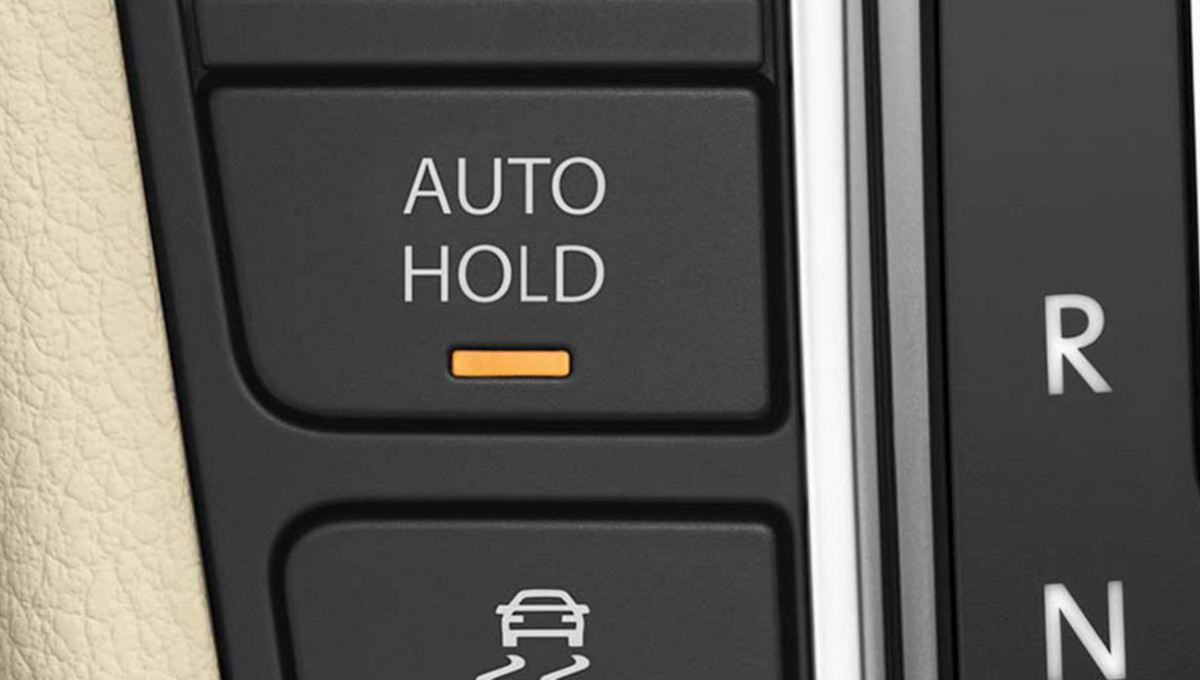 Many American Drivers Don’t Know This: When You Should Turn Off “Auto ...