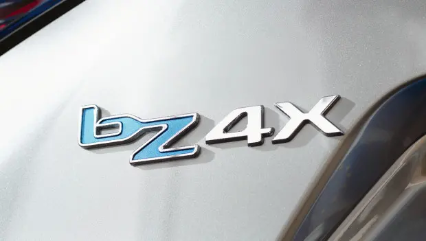 Toyota retrage crossoverele electrice bZ4X în SUA din cauza luminilor din spate — Nu este o problemă mecanică