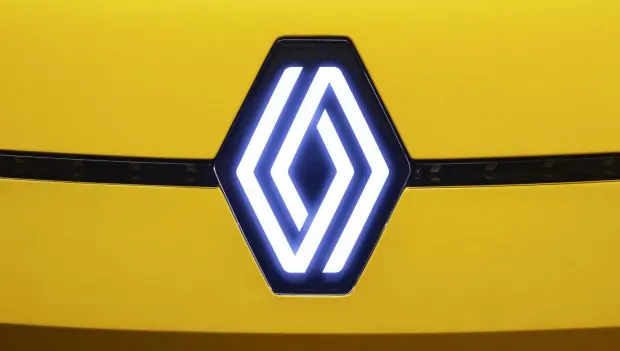 Renault Posts First-Half Profit as EV Sales Surge