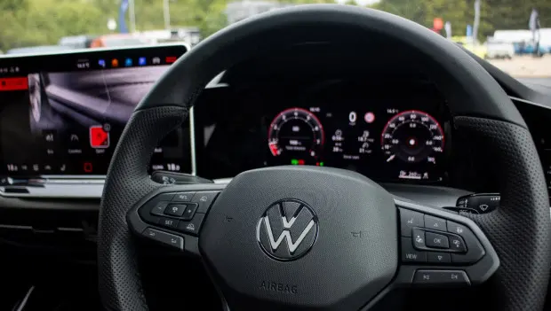 Volkswagen Patents a Steering Wheel With a Built-In Stress-Relief Module