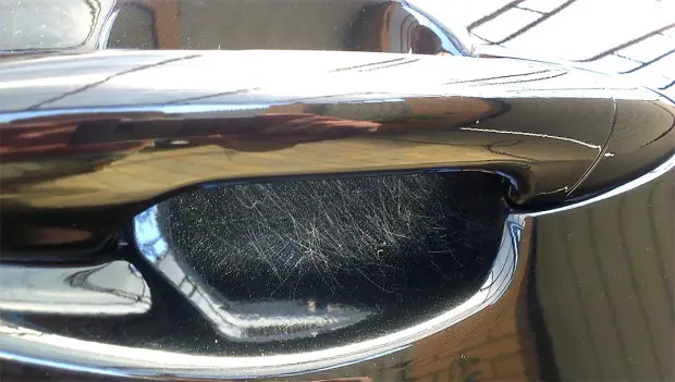 How to Remove Small Scratches Under Car Door Handles: A Simple DIY Fix That Actually Works