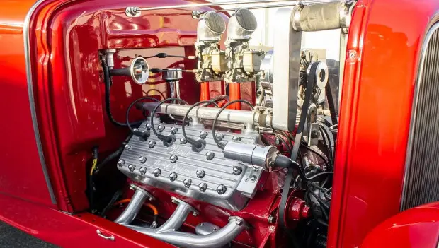 The V8 Engine: The Story of America's Signature Powerplant