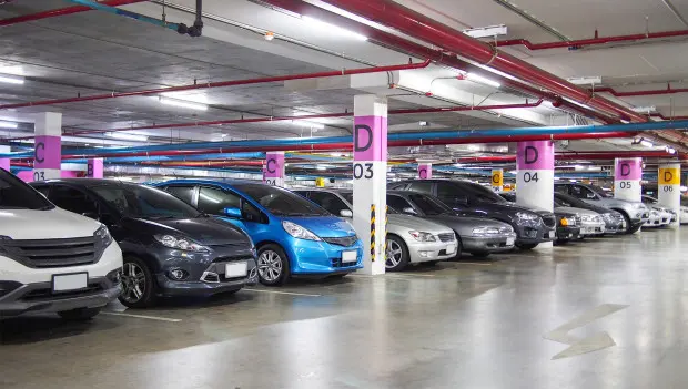 Where to Keep Your Car in Winter: Heated Garage, Unheated Parking, or Outdoors?