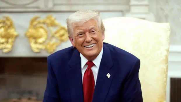 Trump Says Tariffs ‘Saved’ U.S. Auto Industry as Ford Plant Runs 24/7, Calls Canada ‘The Worst’