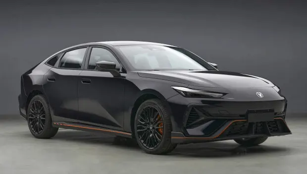 Aktualizovaný Changan Uni-V představen jako model nové generace