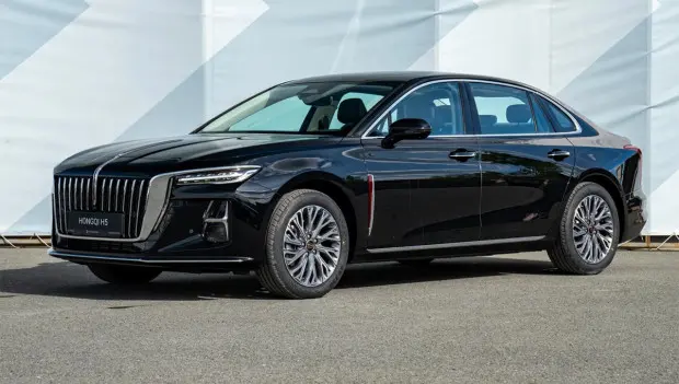 Chinese Premium Sedan Hongqi H5 Torn Down to the Last Bolt: What’s Really Hiding Beneath the Shiny Exterior