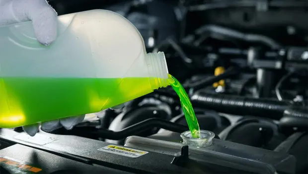 Many Americans Don’t Know or Ignore This: How Often You Should Really Change Your Car’s Coolant