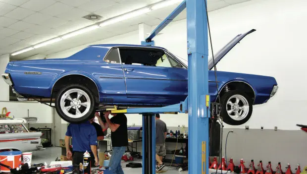 Antifreeze, Brake Fluid, and Transmission Oil: When Should You Really Change Them?