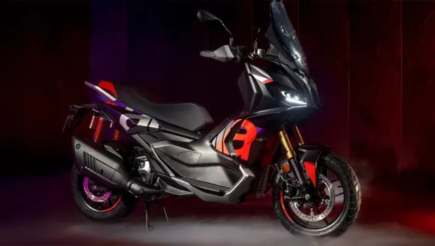 Aprilia Unveils SR GT 400 Maxi-Scooter: Two-Wheel Crossover Thrills