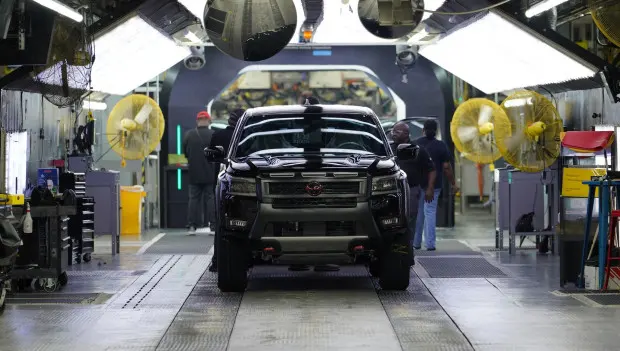 Nissan Restarts US-Made Murano, Pathfinder, Frontier Sales in Canada