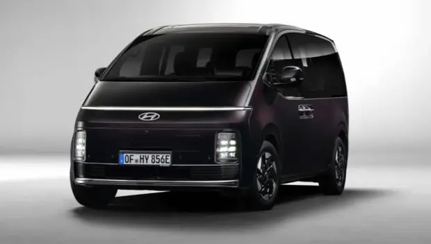 2026 Hyundai Staria: The Minivan Goes Fully Electric