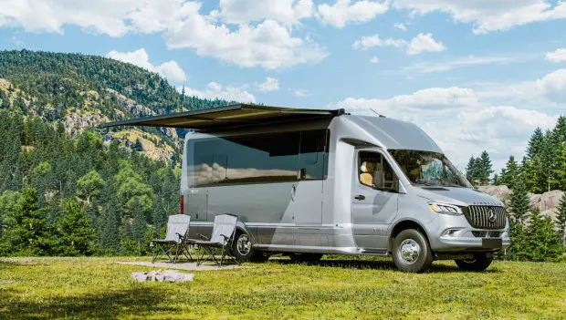 The Airstream Atlas 25RT Debuts as Top Luxury Option for Freedom: The Perfect Couple's RV