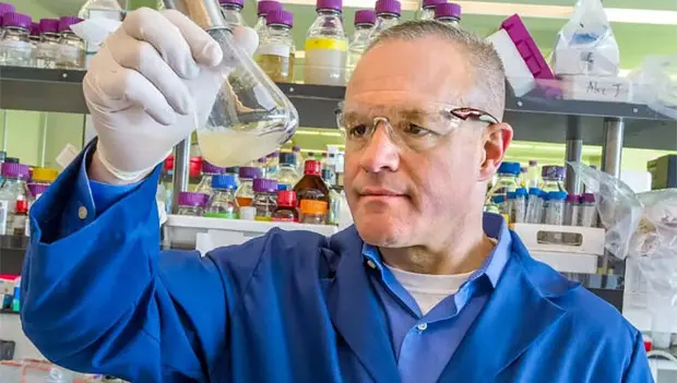 Joint BioEnergy Institute Engineers Bacteria that Can Use Hydrogen Gas for Energy