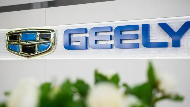 As Trump Raises Tariffs, China’s Auto Industry Surges: Geely Sets Sales and Export Records — and Launches Satellites. How the Auto Giant Is Reshaping the Market in 2025
