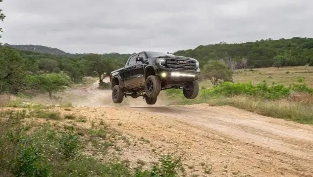 Hennessey Turns the GMC Sierra Into a Raptor-Hunting Beast