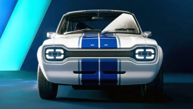 296 hp, 10,000 rpm, 800 kg: The Ford Escort RS Mk1 Is Back