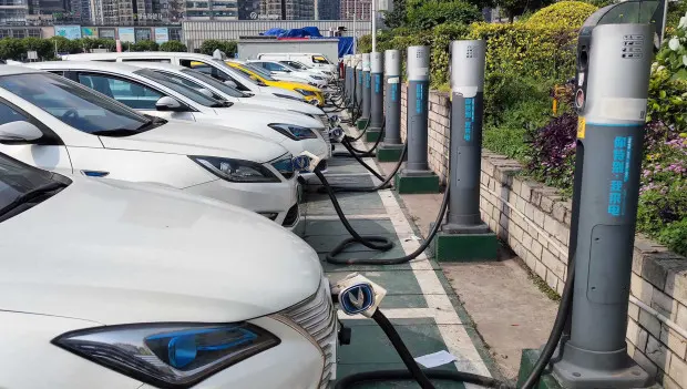 Los vehículos eléctricos chinos serán probados de una manera nueva y más estricta