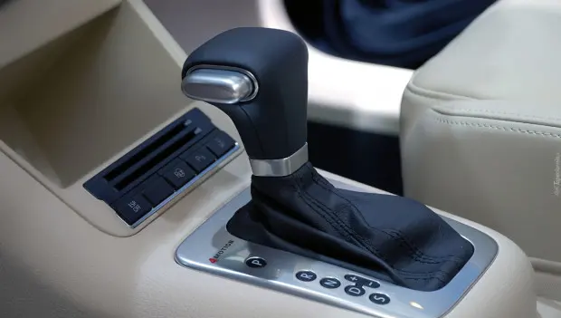 The Automotive World Hides Many Secrets! The Most Unusual Gear Selectors in Car History