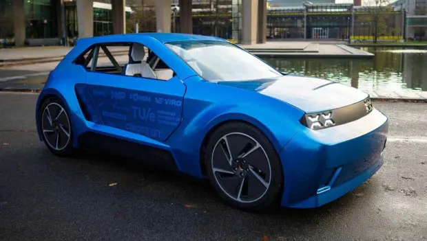 Students Build an Electric Car That Any Driver Can Fix at Home