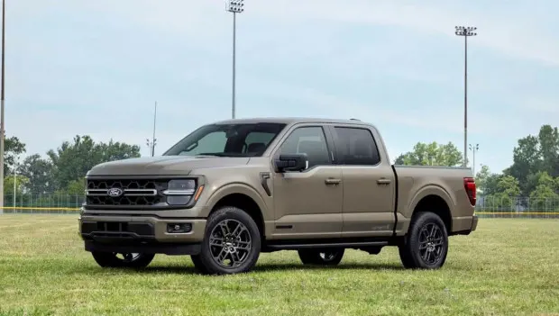Ford Updates the F-150 With More Power and Hands-Free Towing