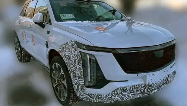 Updated Cadillac XT5 Spotted in Spy Photos With Roof-Mounted LiDAR