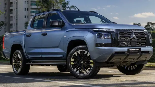Mitsubishi L200 Launches in South America as Tarmac Edition: A Clear Rival to the Ford Ranger Black