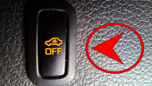 “Owned the Car for 5 Years and Had No Idea”: What Is the “OFF” Button on the Center Pillar For?
