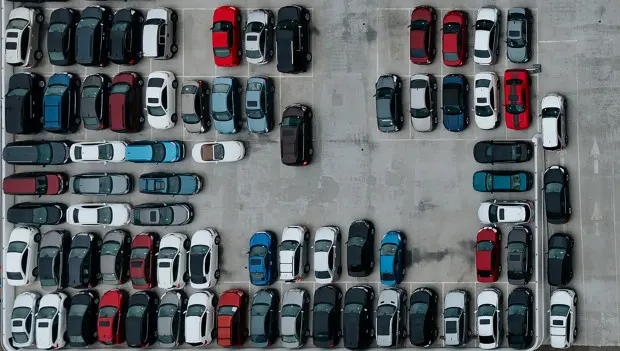Behind a Hundred Brands Lies the Wild Reality of China’s Car Market