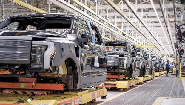 Sad News: Ford Suddenly Halts Production of the F-150 Lightning