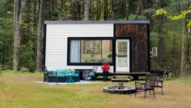 This Lovely Tiny Home Focuses on Accessibility, Comfort, and Budget-Friendly Living