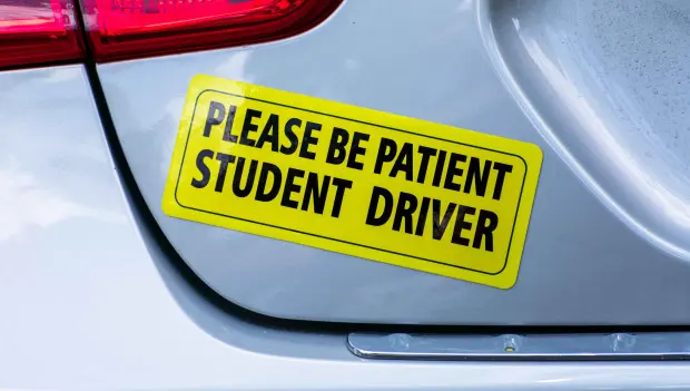 “Please Be Patient, Student Driver”: Why These Stickers Are Starting to Annoy American Drivers