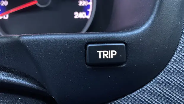 How the Trip Reset Button Can Reveal Hidden Car Problems — One Tiny Secret