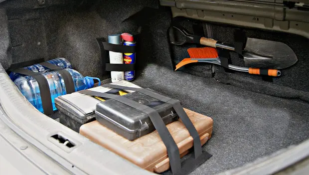 Cold Weather Can Leave You Stranded — 5 Things Every Driver Should Have in Their Car