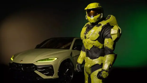 Lamborghini Unveils Halo-Inspired Urus One-Off