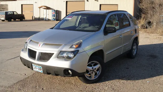 10 Weirdest Cars That Probably Shouldn’t Have Existed