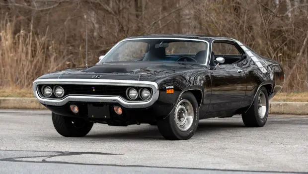 Rare 1971 Hemi Road Runner 4-Speed Hits the Market Again After $200K Offer Was Turned Down