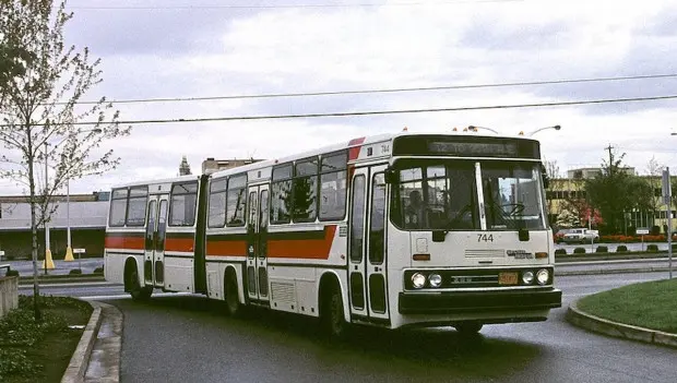 Why Hungary’s Ikarus Buses Failed in America Despite Early Success in the U.S.