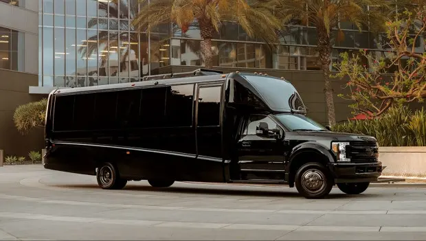 Enthusiasts Turned a Pickup Truck Into a Luxury Mobile Office on Wheels