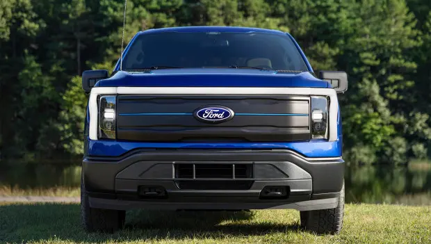 Ford Rethinks Its EV Strategy, Shifts Focus to Hybrids