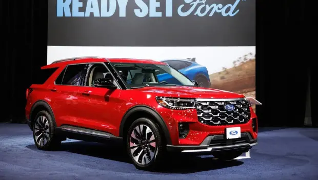 Ford Recalls 2026 Explorer SUVs After Engine Defect Raises Fire and Crash Risk