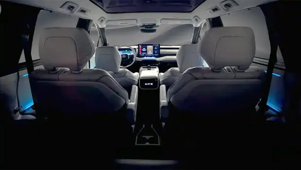 Toyota Releases First Official Photos of Its New Three-Row SUV, Confirms February 10 Debut