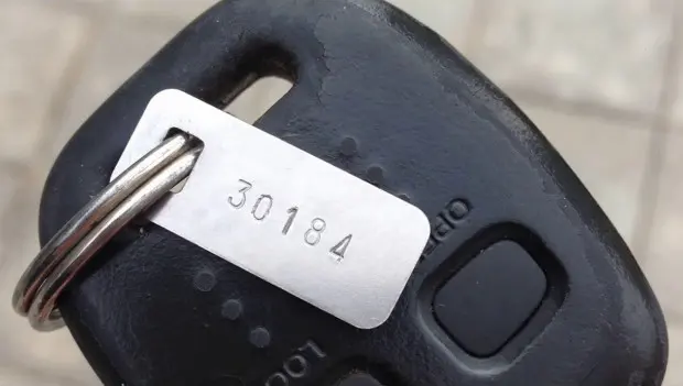 The Small Metal Tag Attached to Car Keys: What It’s For