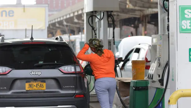 Diese „Spritspartipps“ können Ihr Auto ruinieren – und das sollten Sie stattdessen tun