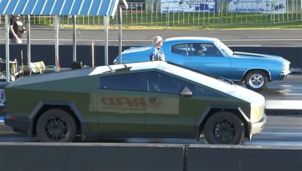 Future Pickup Hesitates at the Line: 1970 Chevrolet Chevelle Beats the Cybertruck