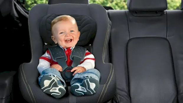 Can children ride in the front seat of a car? What parents need to know
