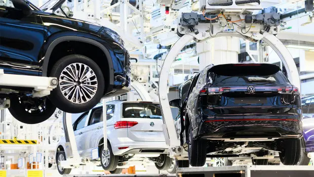 AQSh YEIning va Meksikaning transport vositalariga 30% boj solig‘ini joriy etish tayyorlanmoqda — Germaniya avtomobil ishlab chiqaruvchilarining aksiyalari pasaymoqda