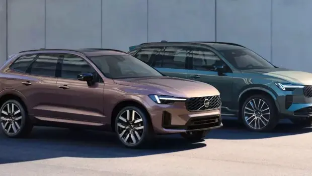 Updated Volvo XC60 and XC90 Debut, Blurring the Line Between EVs and Hybrids