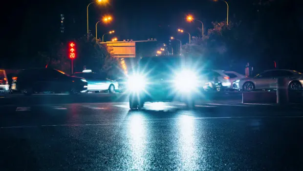 Survey: Most U.S. Drivers Say Headlight Glare Has Become a Serious Problem